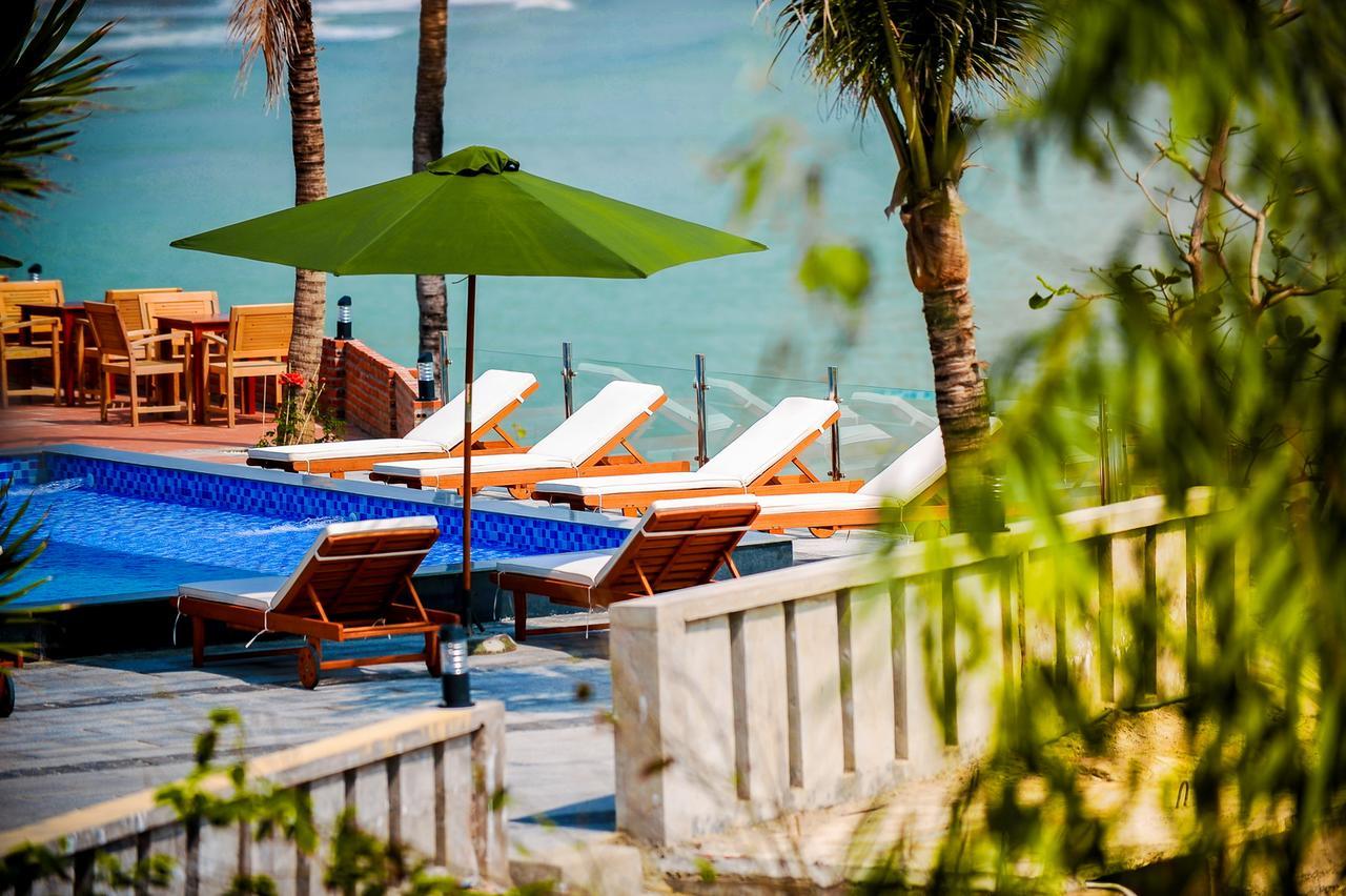 Aurora Villas And Resort Quy Nhon Exteriör bild
