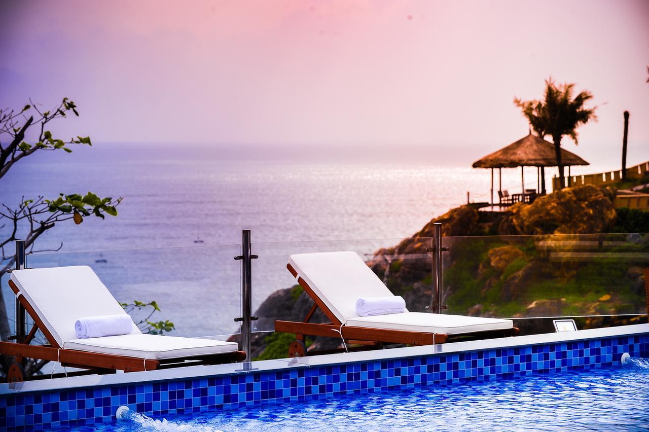 Aurora Villas And Resort Quy Nhon Exteriör bild