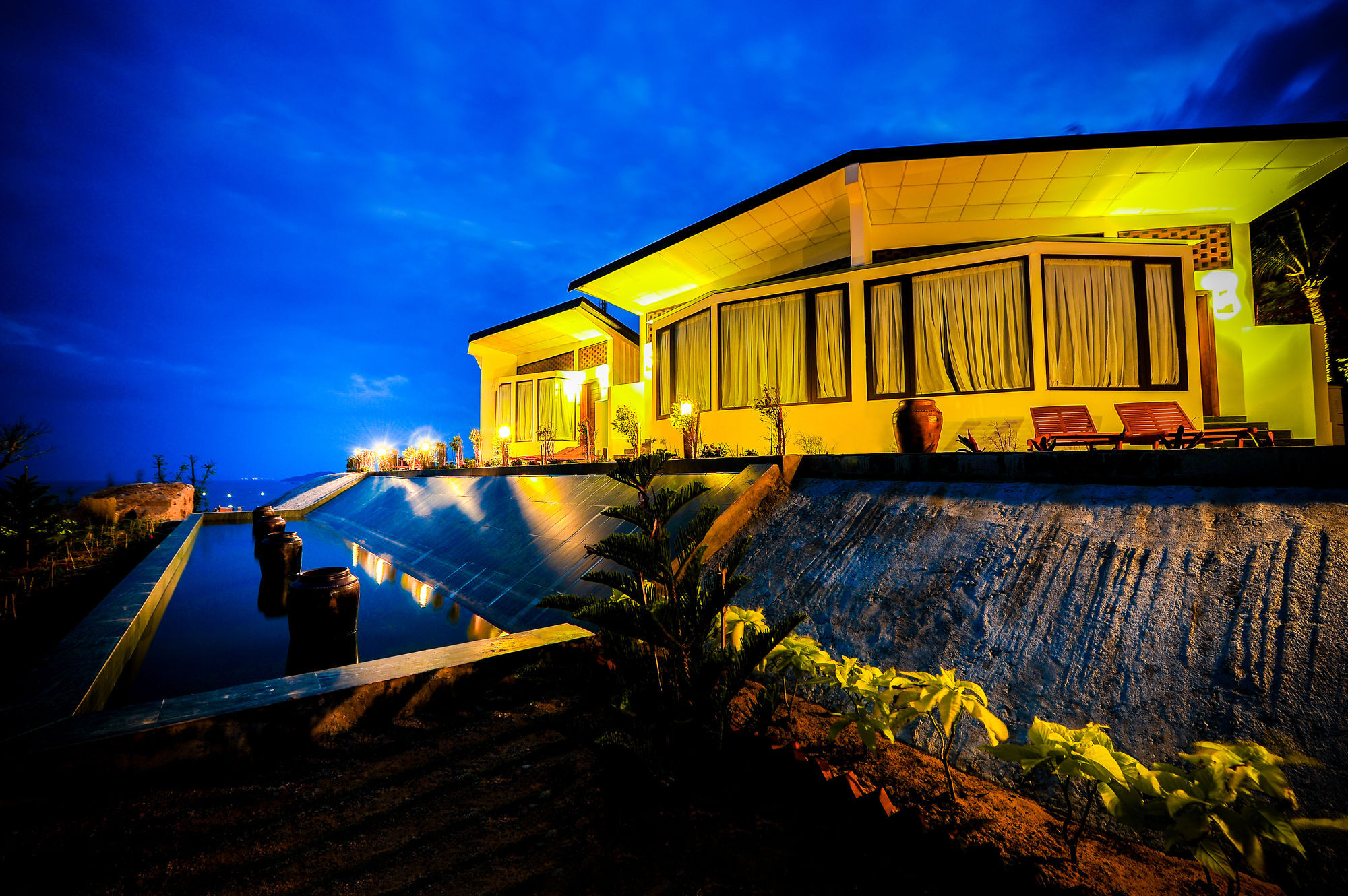 Aurora Villas And Resort Quy Nhon Exteriör bild